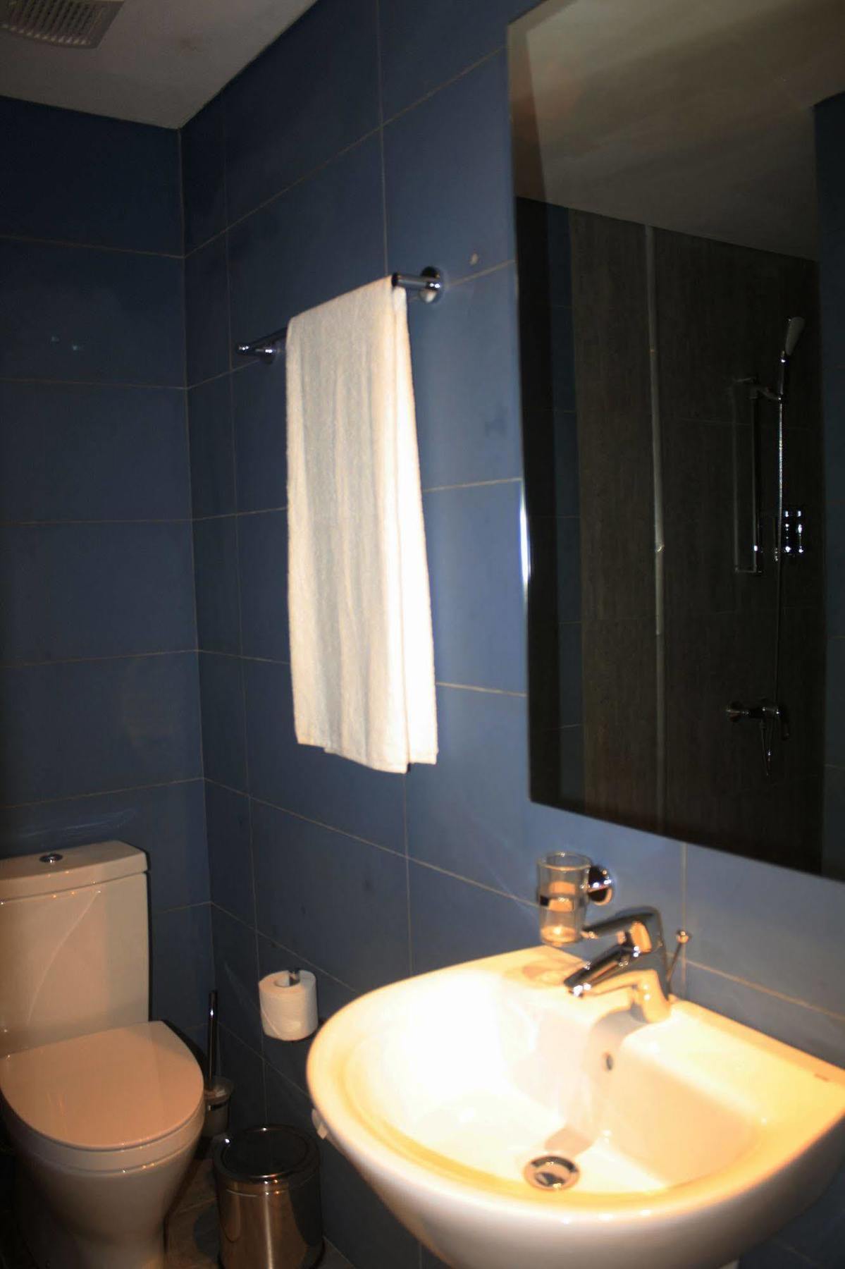 Urbano Hotel By Roots Wiaboman Kültér fotó