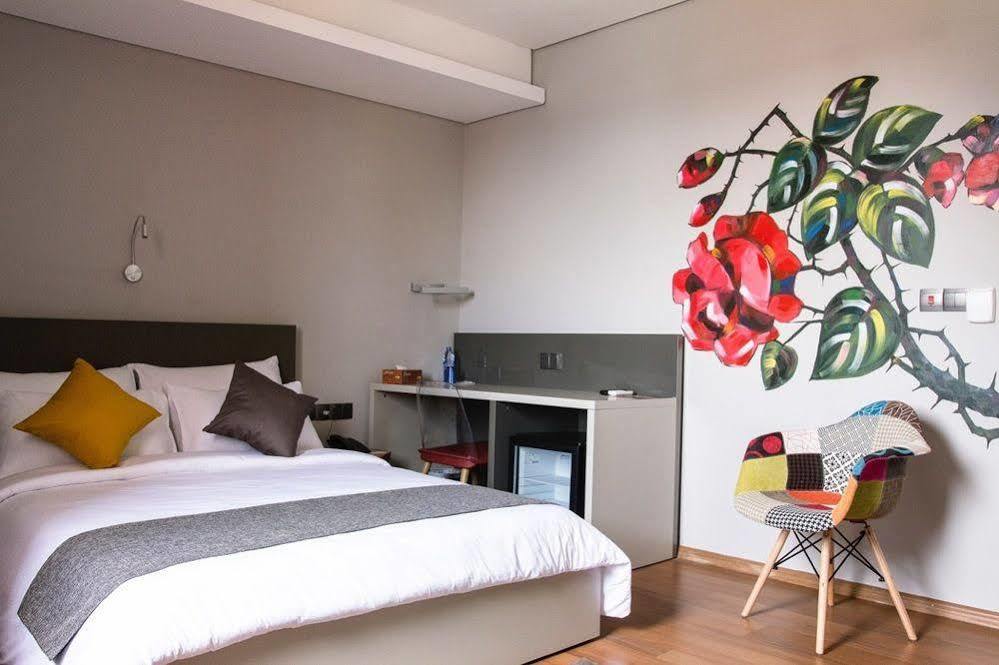 Urbano Hotel By Roots Wiaboman Kültér fotó