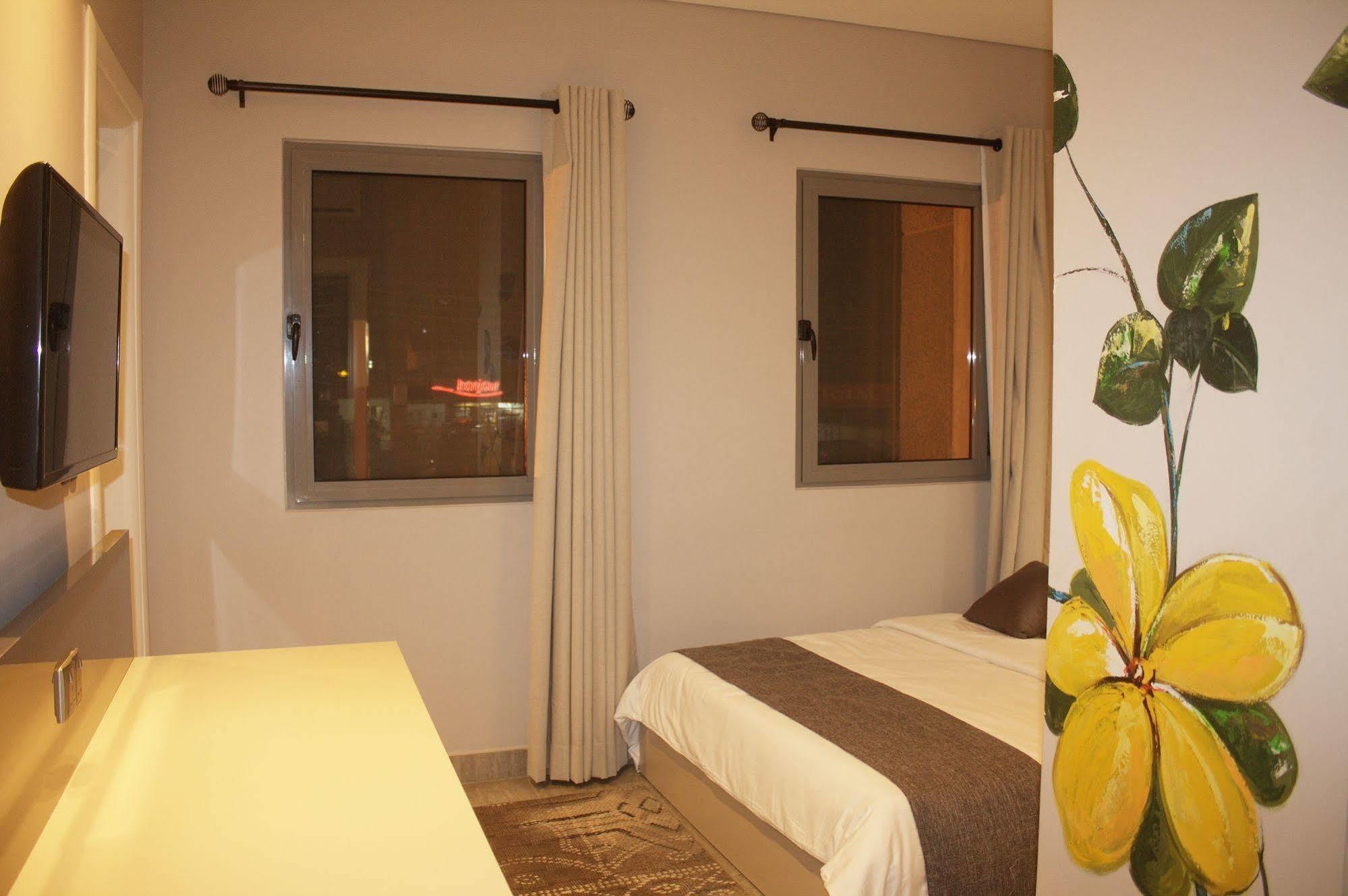 Urbano Hotel By Roots Wiaboman Kültér fotó